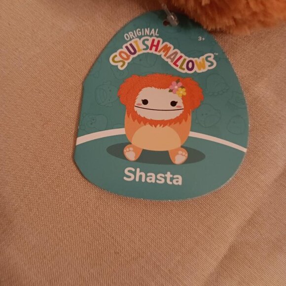 Squishmallow Shasta Clip - Picture 2 of 2